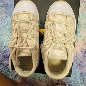 Jordan 11 Kids Sneakers